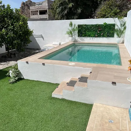 Semesterbostad Casa Maite Piscina Barbacoa. *